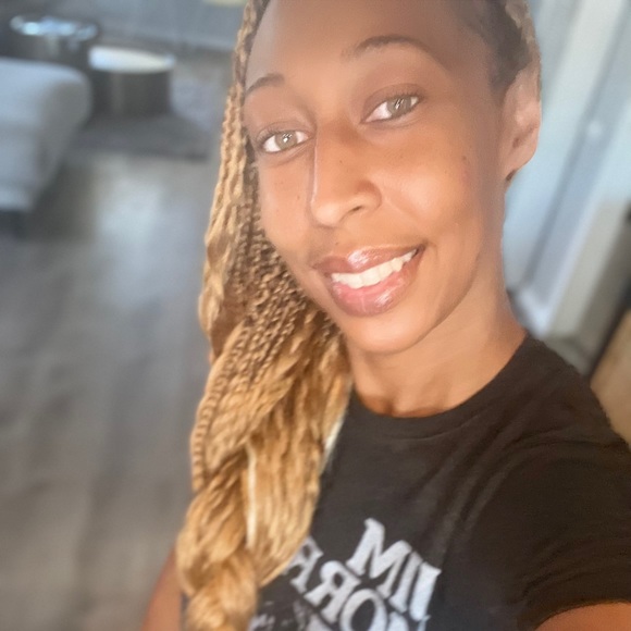 Meet your Posher, Shylah - Picture 1 of 1